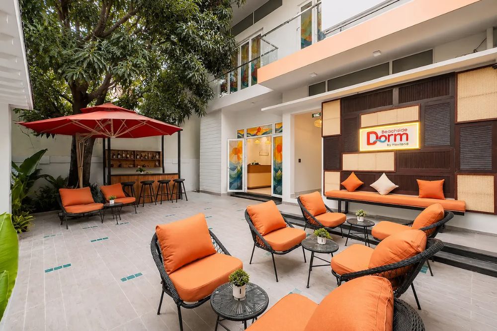 khách sạn gần biển