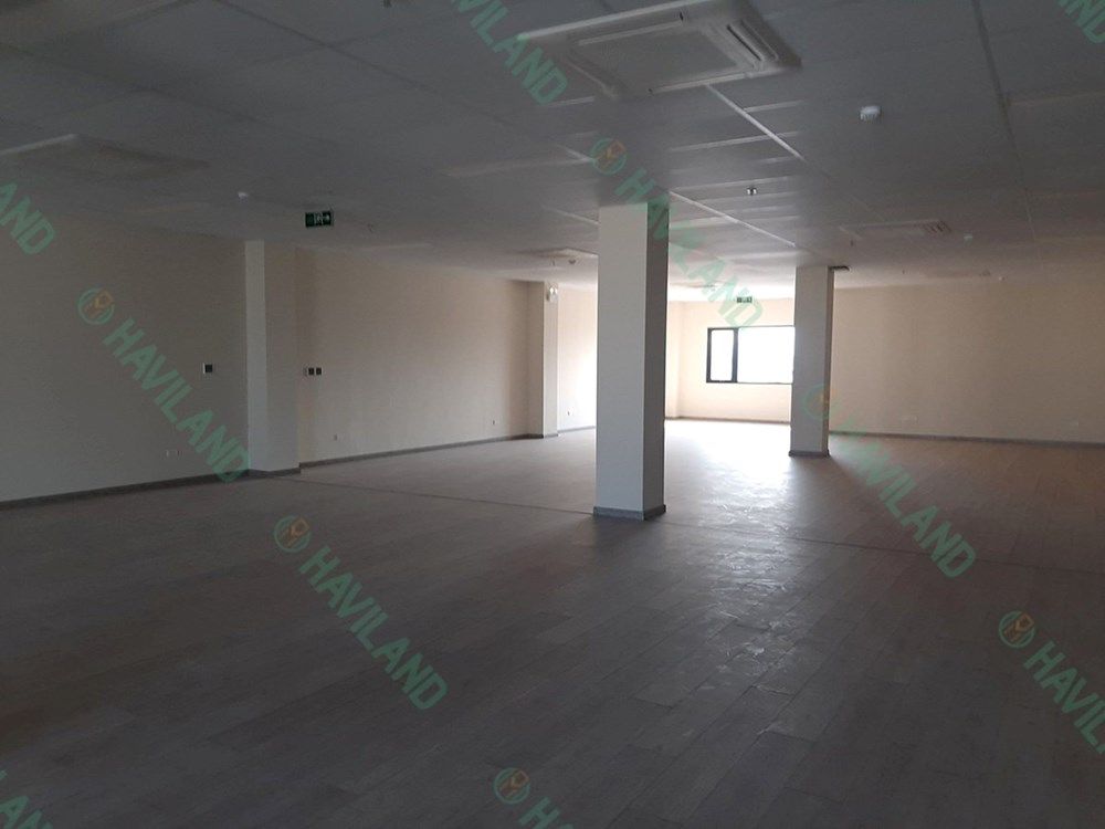 235NE607.jpg