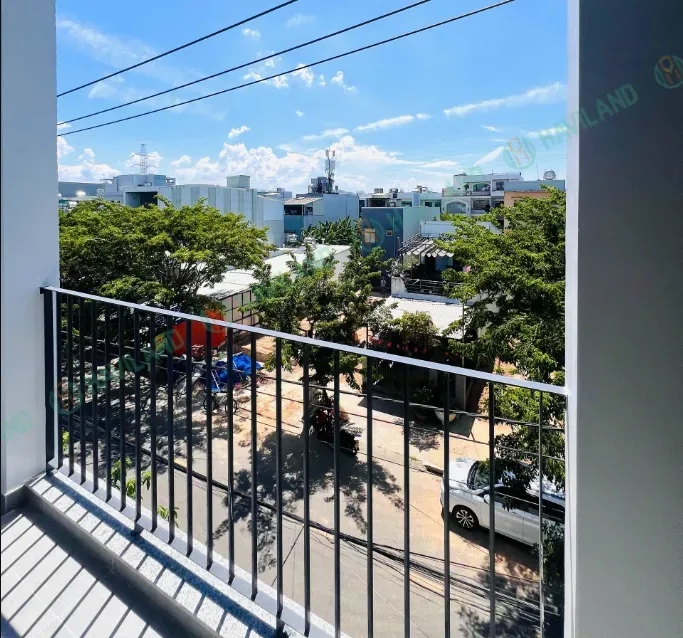 243-nguyen-hien-le-10_11zon.webp