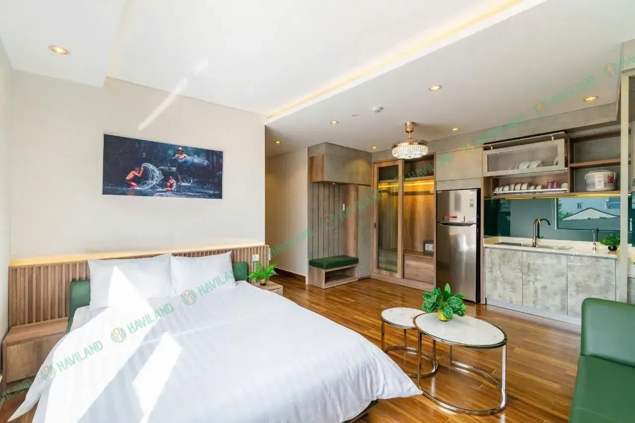 30-pham-quang-anh-13_11zon.webp