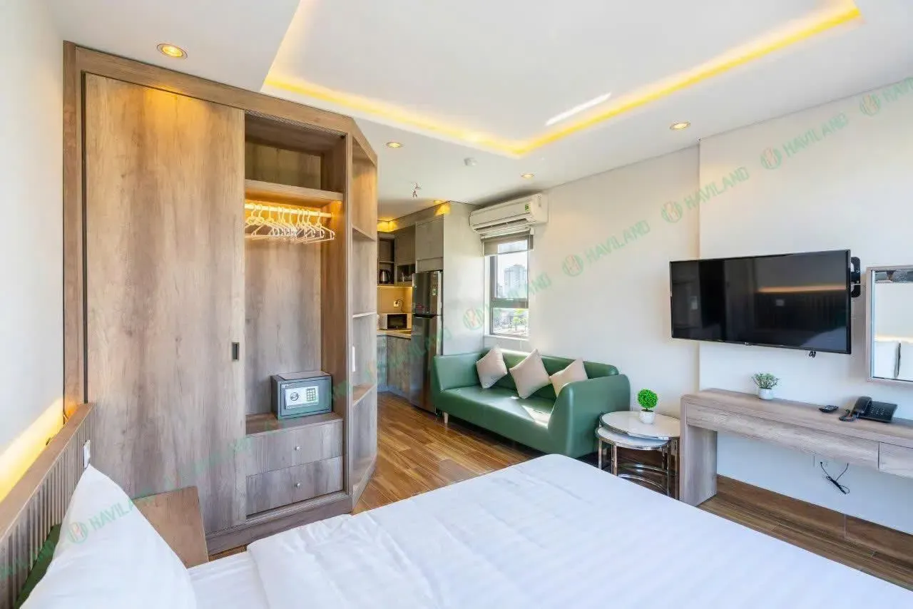 30-pham-quang-anh-8_11zon.webp