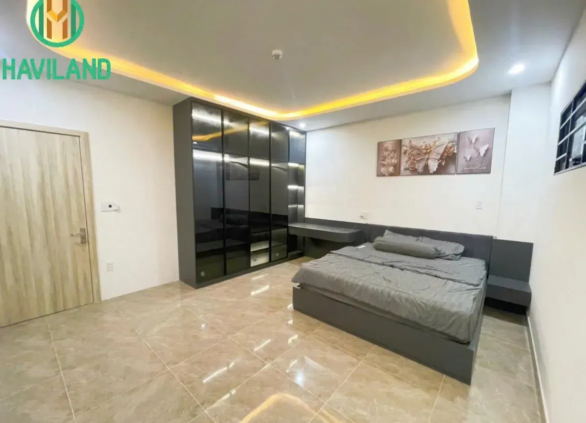 95-nguyen-lo-trach-01_11zon.webp