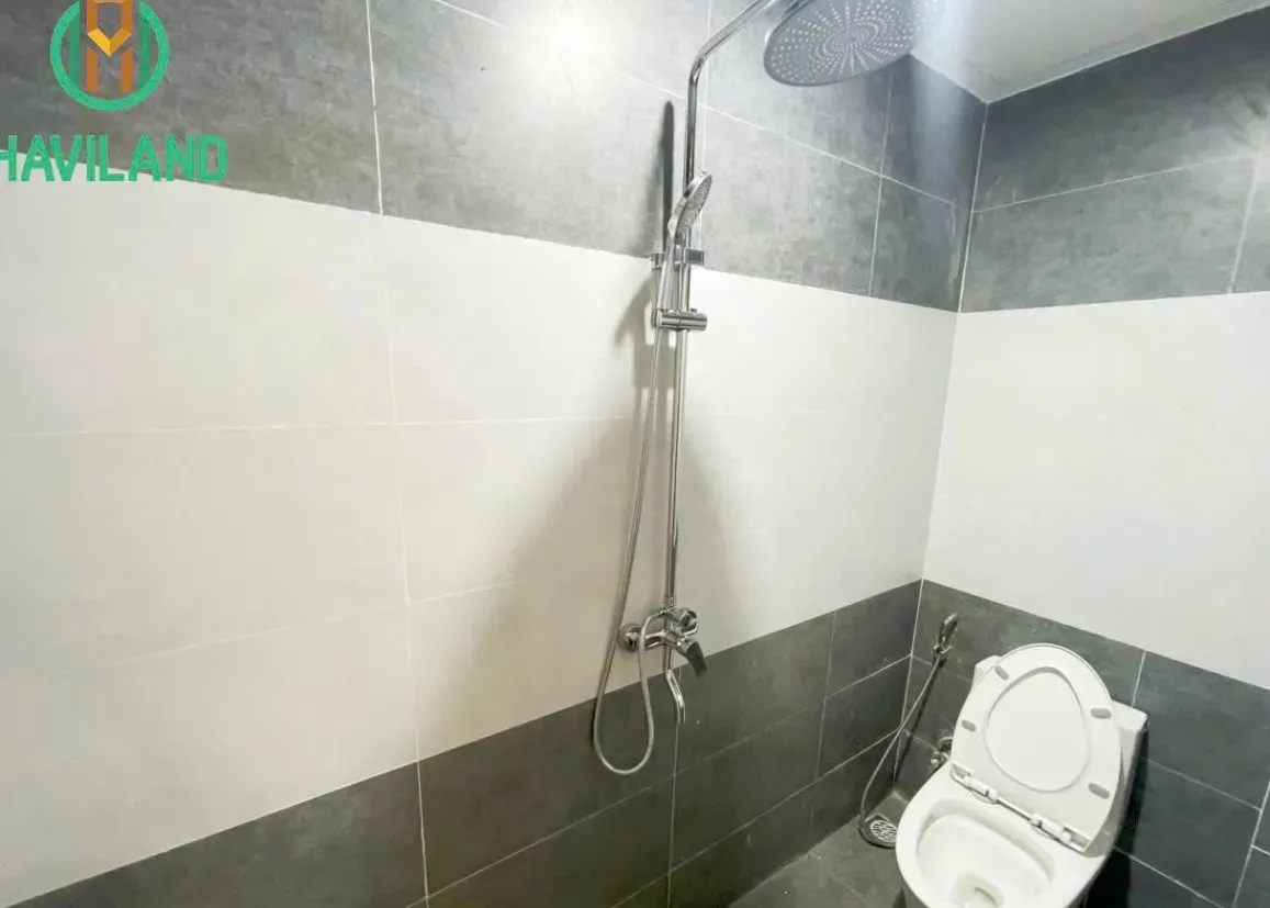 95-nguyen-lo-trach-04_11zon.webp