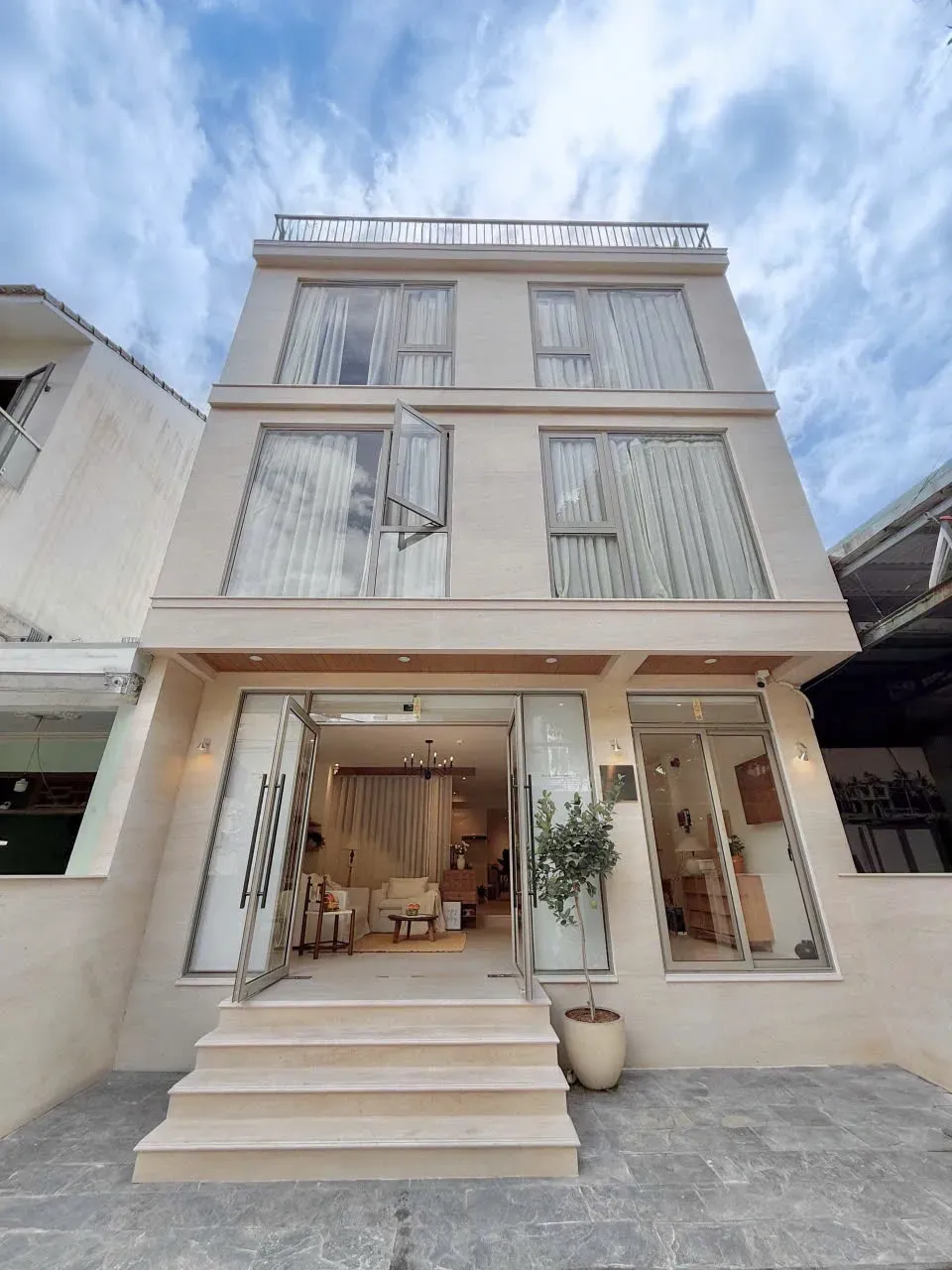 aura-zen-hotel-hoian-36_11zon.webp