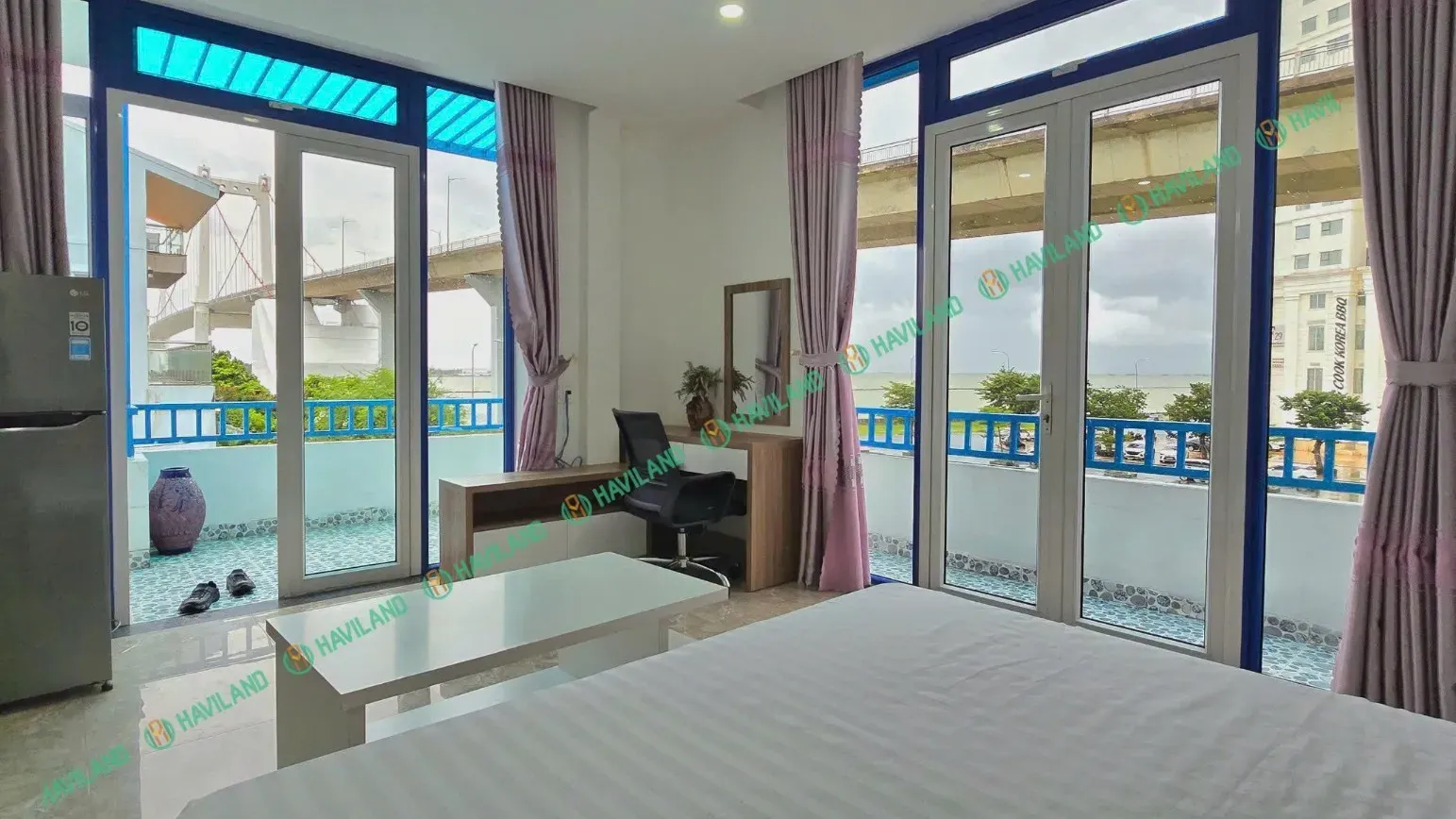 gold-moon-apartment-2_11zon.webp