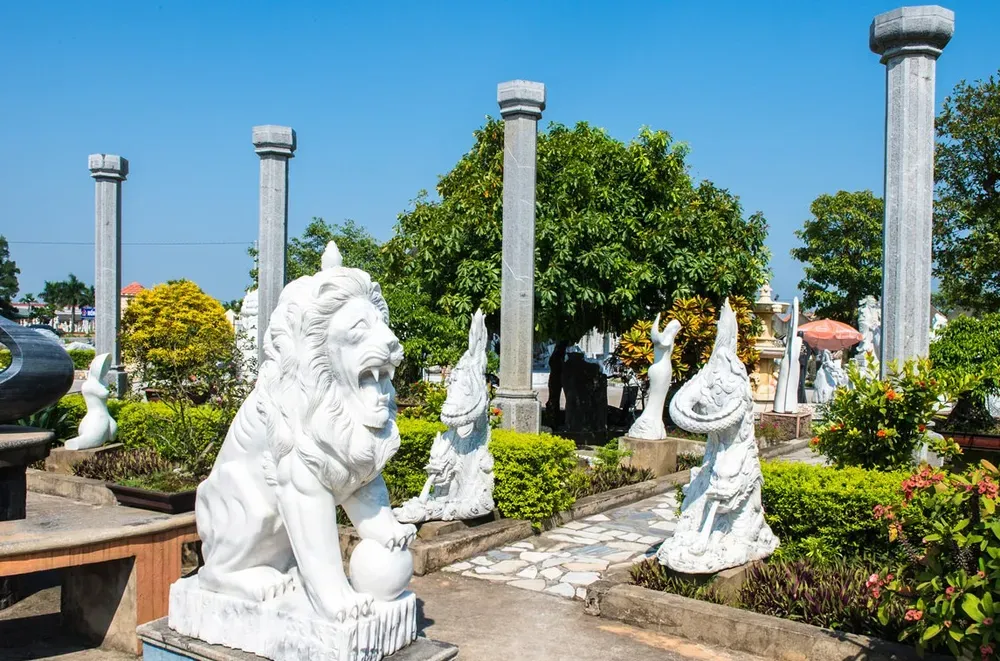 Làng đá Non Nước