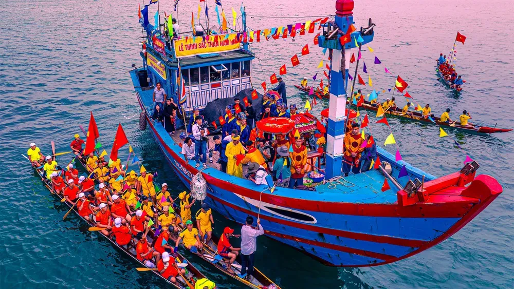 lễ hội đua thuyền Đà Nẵng