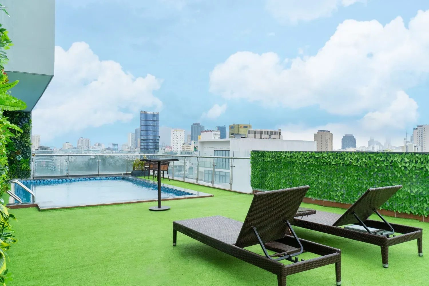 qc-hotel-2_11zon.webp