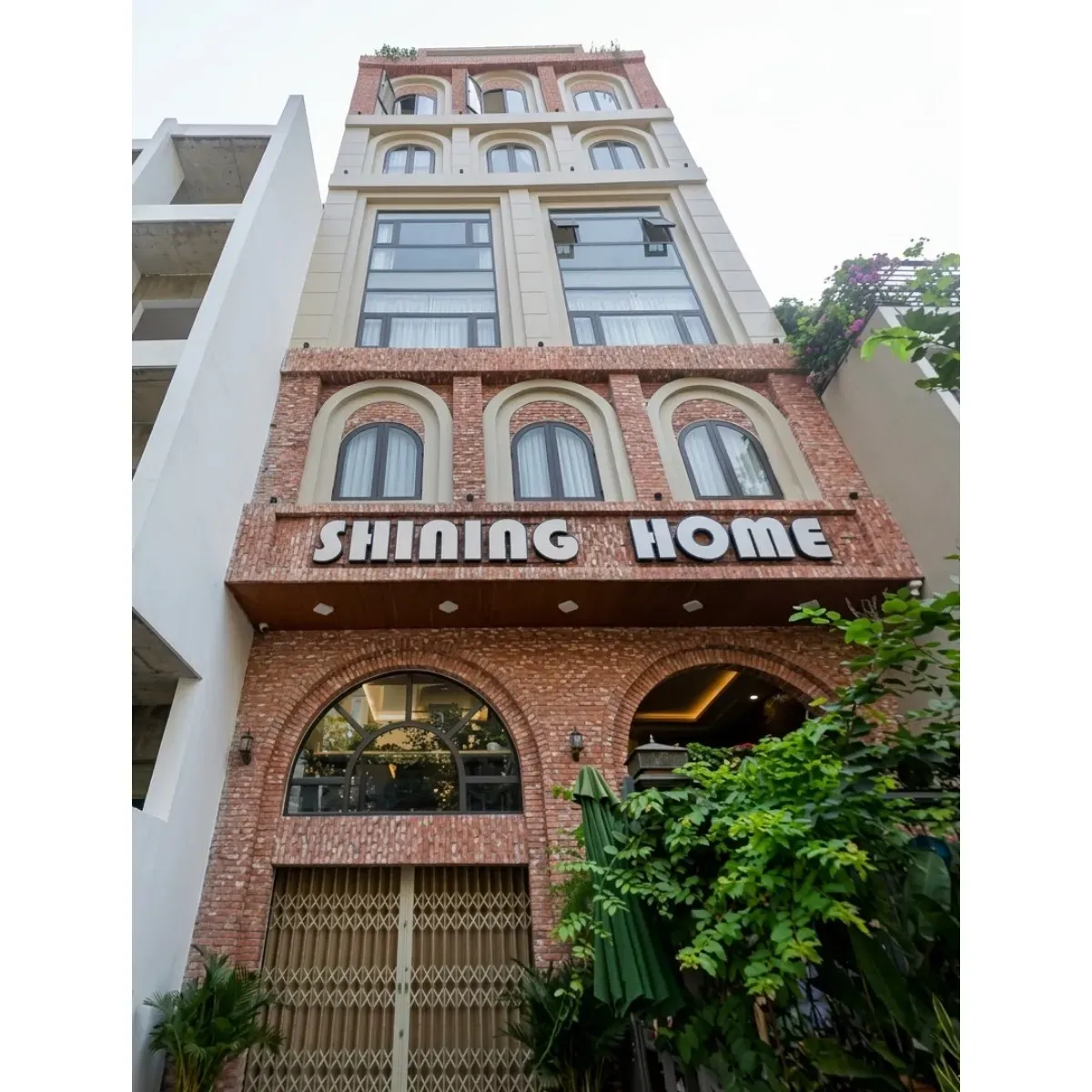 shining-home_11zon.webp