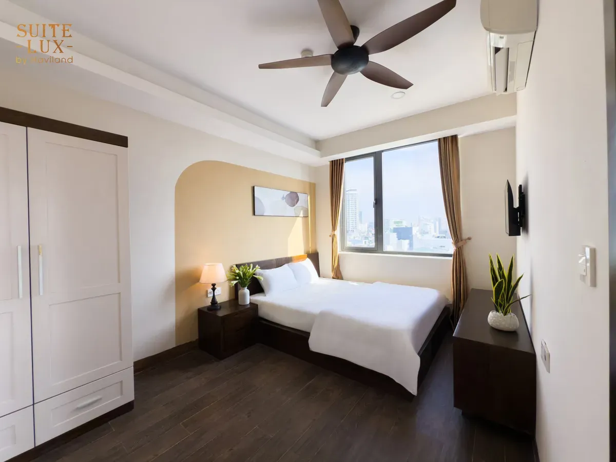 suite-lux5-4_11zon.webp