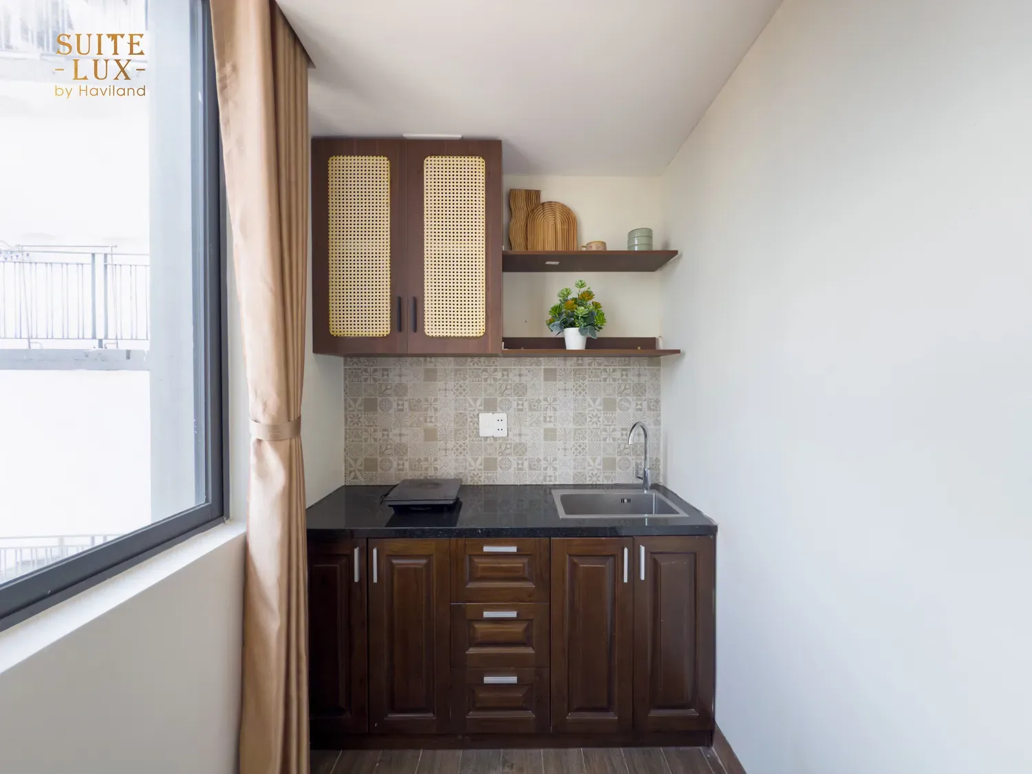 suite-lux-5-by-haviland-601-6_11zon.webp