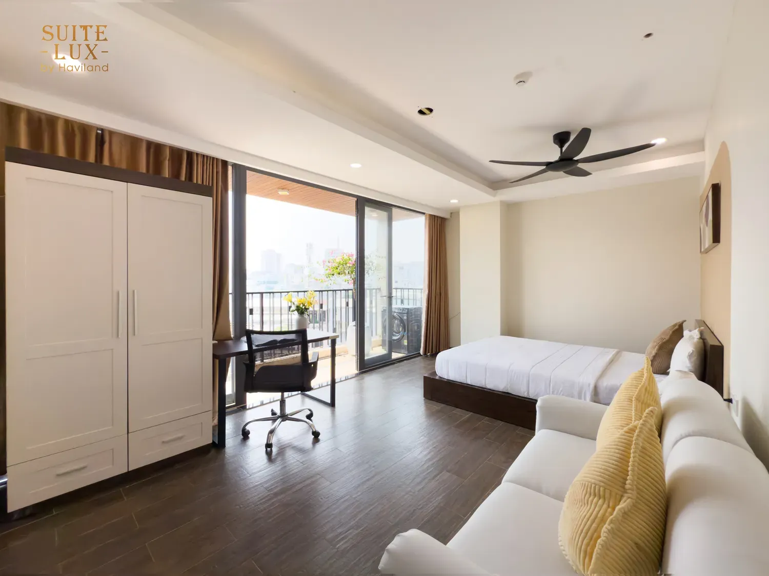 suite-lux-5-by-haviland-712-1_11zon.webp