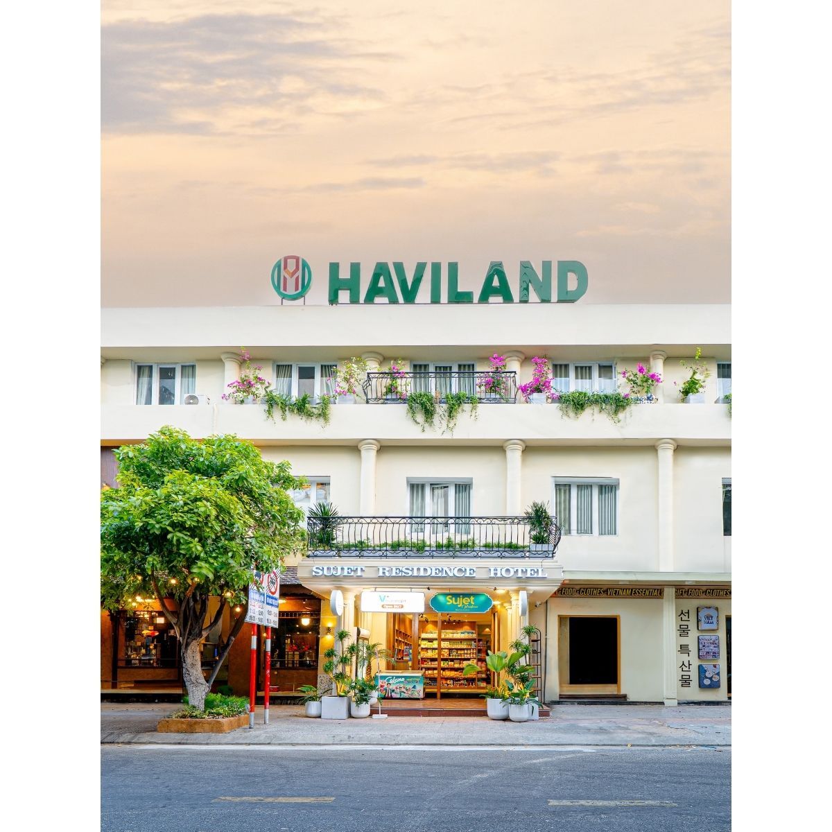 Apartment on Tran Quoc Toan Street